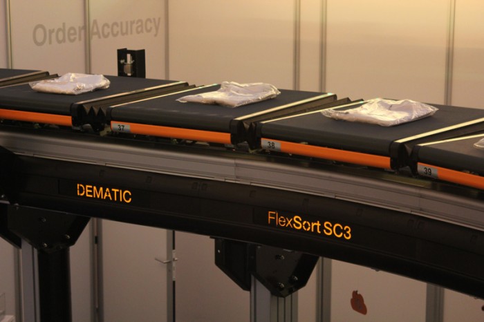 FlexSort SC3 Crossbelt Sorter