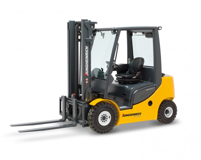 The hydrostatic drives (here: DFG 425s) feature a higher degree of energy efficiency than before.Photo by Jungheinrich AG