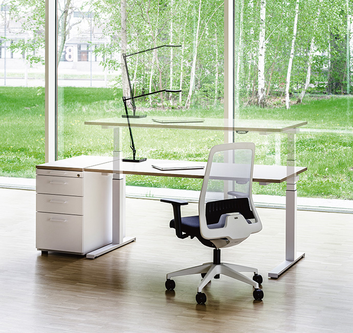 REISS ECO N2是一个办公桌